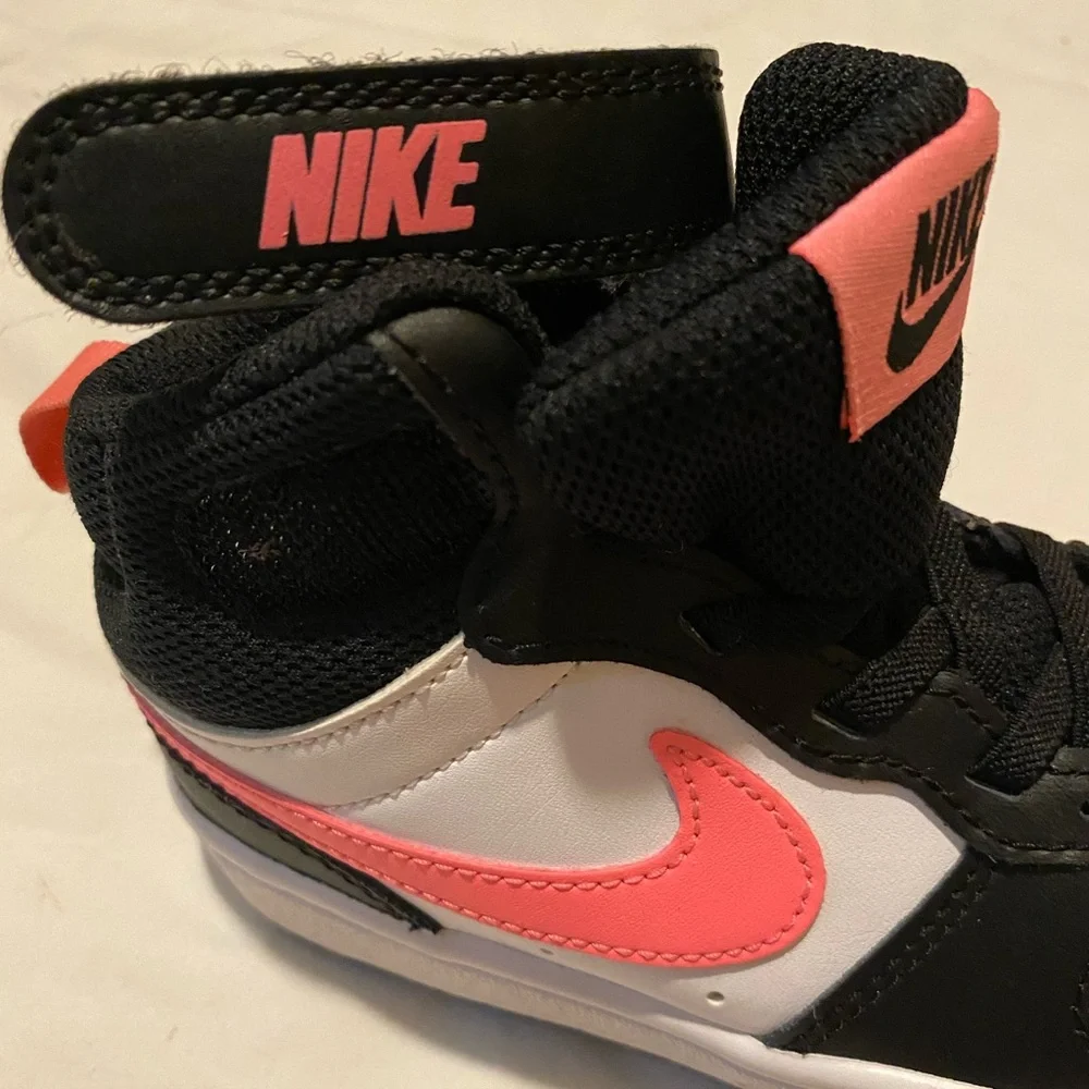 Kids High-Top Sneakers - Black and Pink Size 11 C